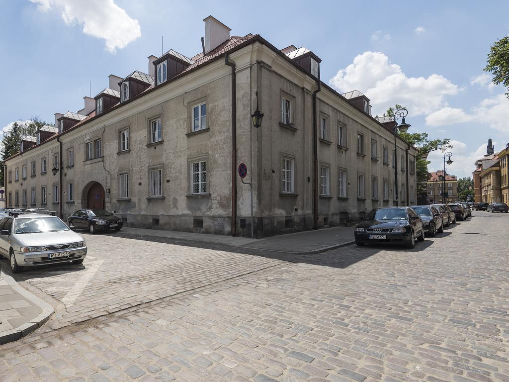 Delightful New Town Square Apartment Варшава Экстерьер фото